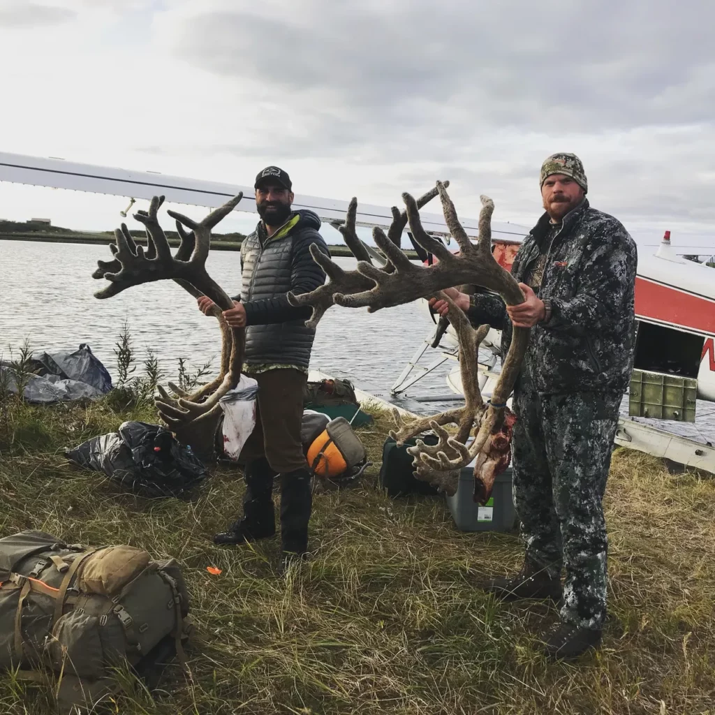 Alaska hunt transporter out of Kotzebue Alaska offering unguided caribou hunts